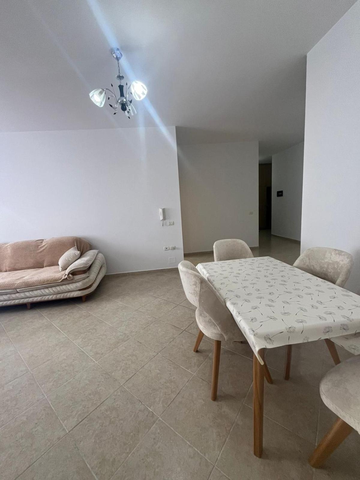 Apartment Tirana *